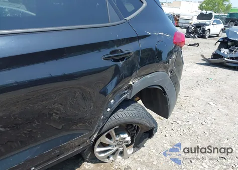 2018 Hyundai Tucson Sel z USA, uszkodzony, nr VIN KM8J3CA44JU615557